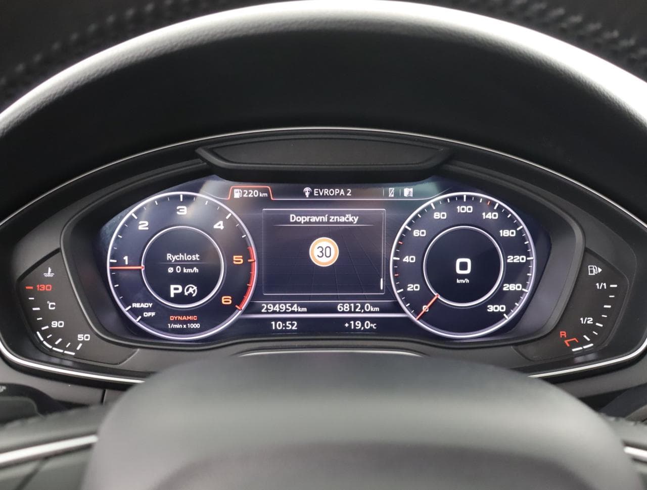 2016 Audi A4 - 29