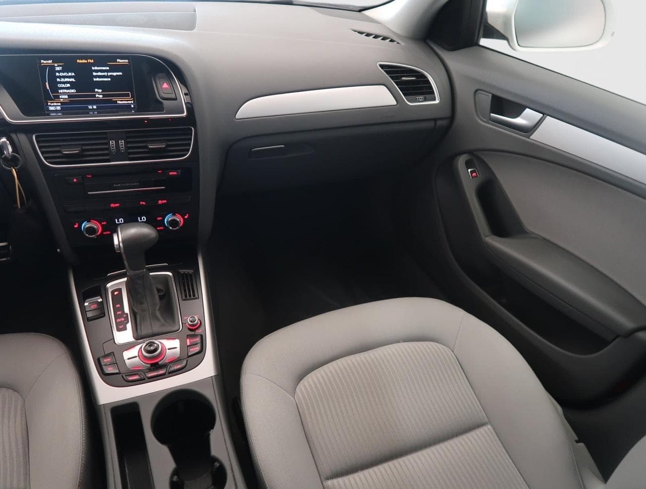 2015 Audi A4 - 11