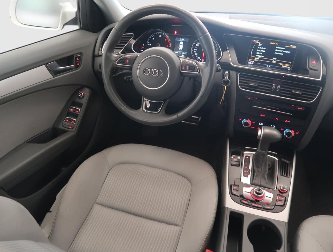 2015 Audi A4 - 9