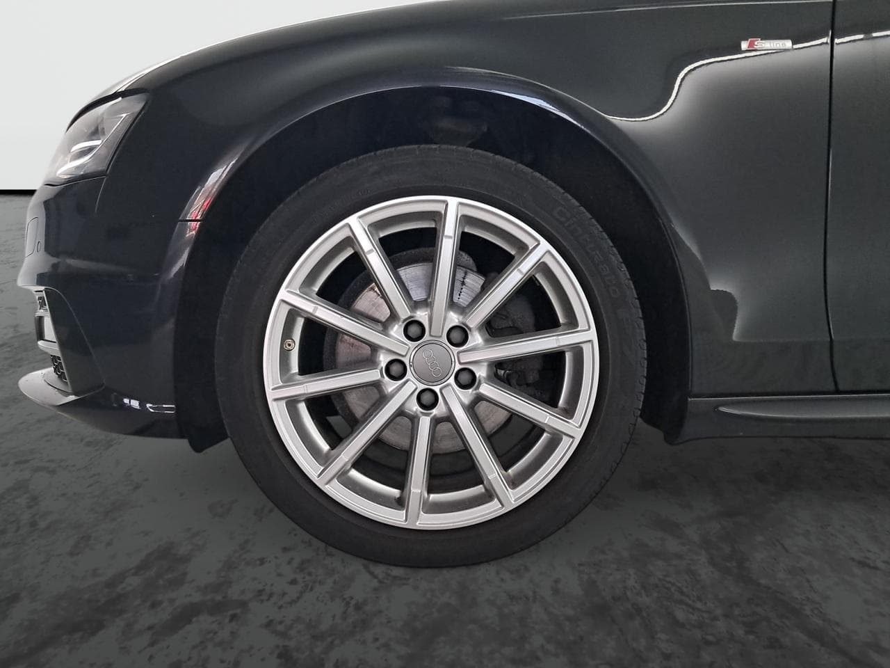 2016 Audi A4 - 34