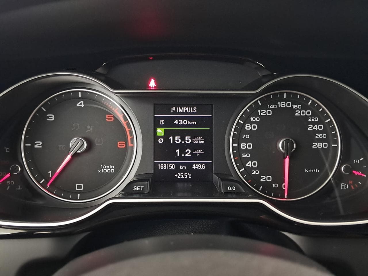 2016 Audi A4 - 27