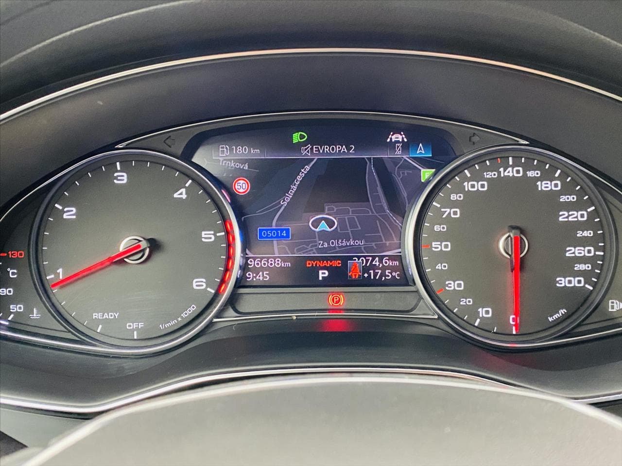 2022 Audi A6 - 11
