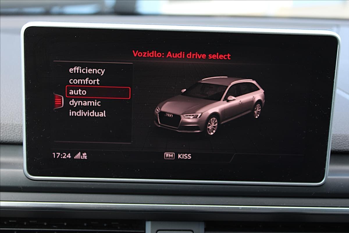 2019 Audi A4 - 12