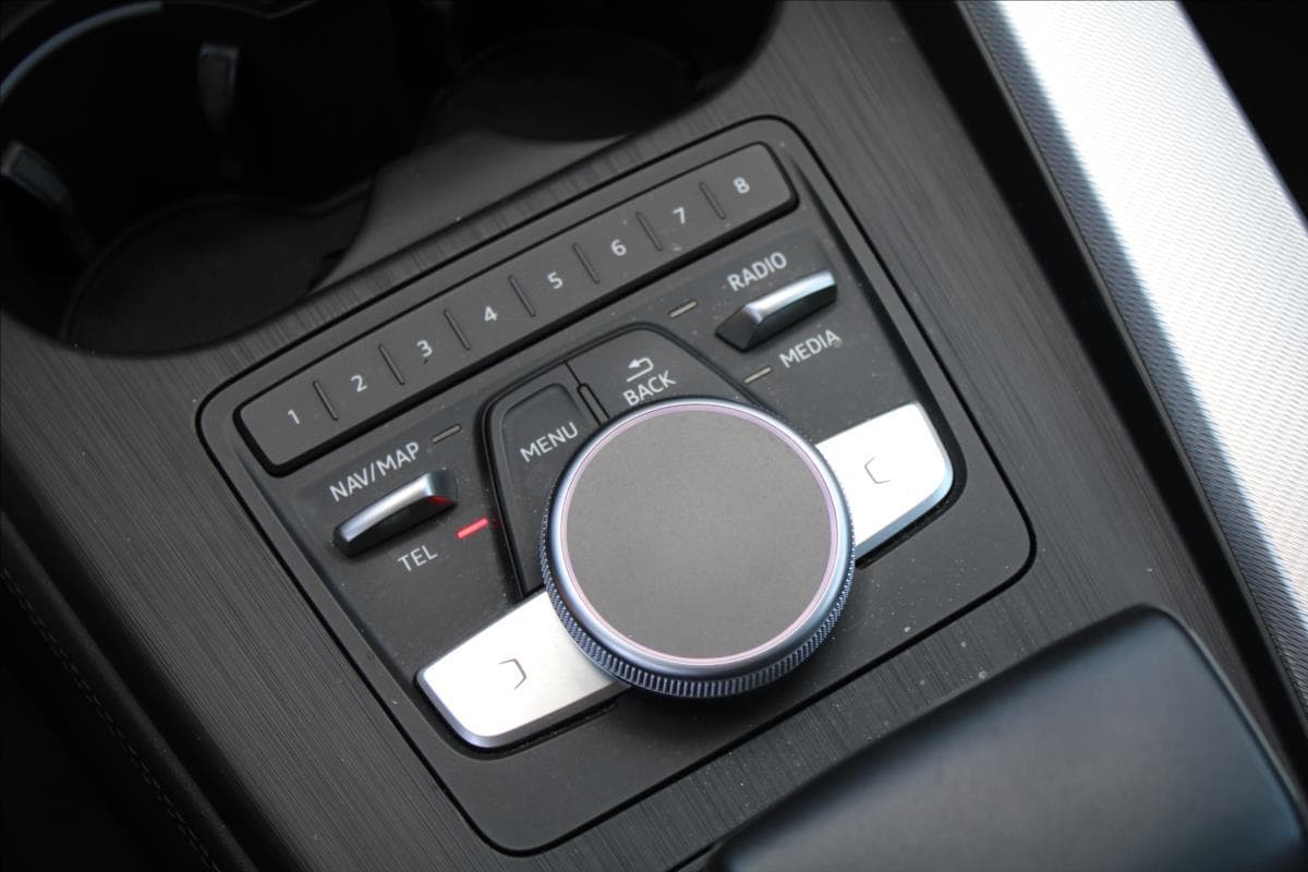 2019 Audi A4 - 19