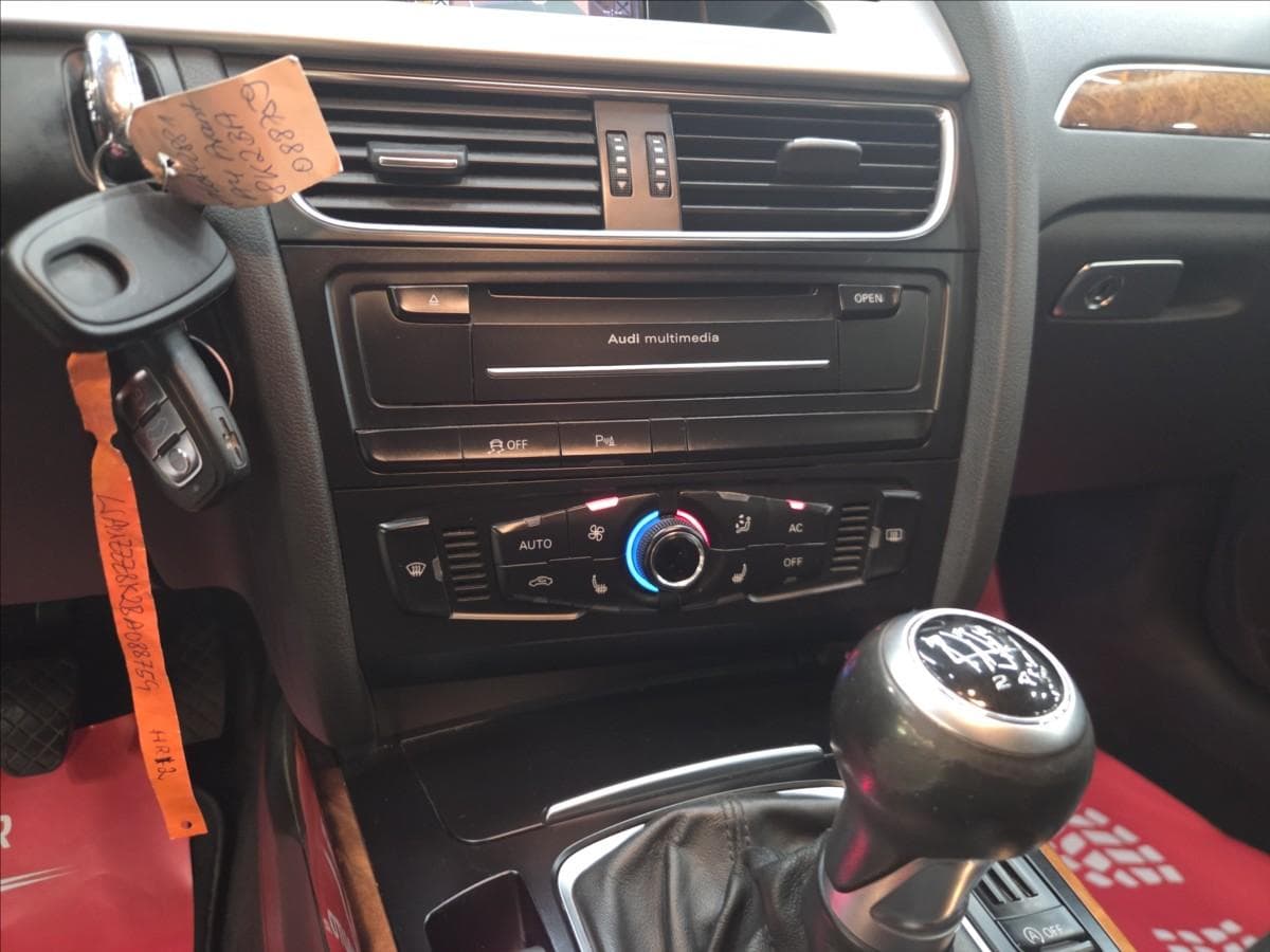 2011 Audi A4 - 10