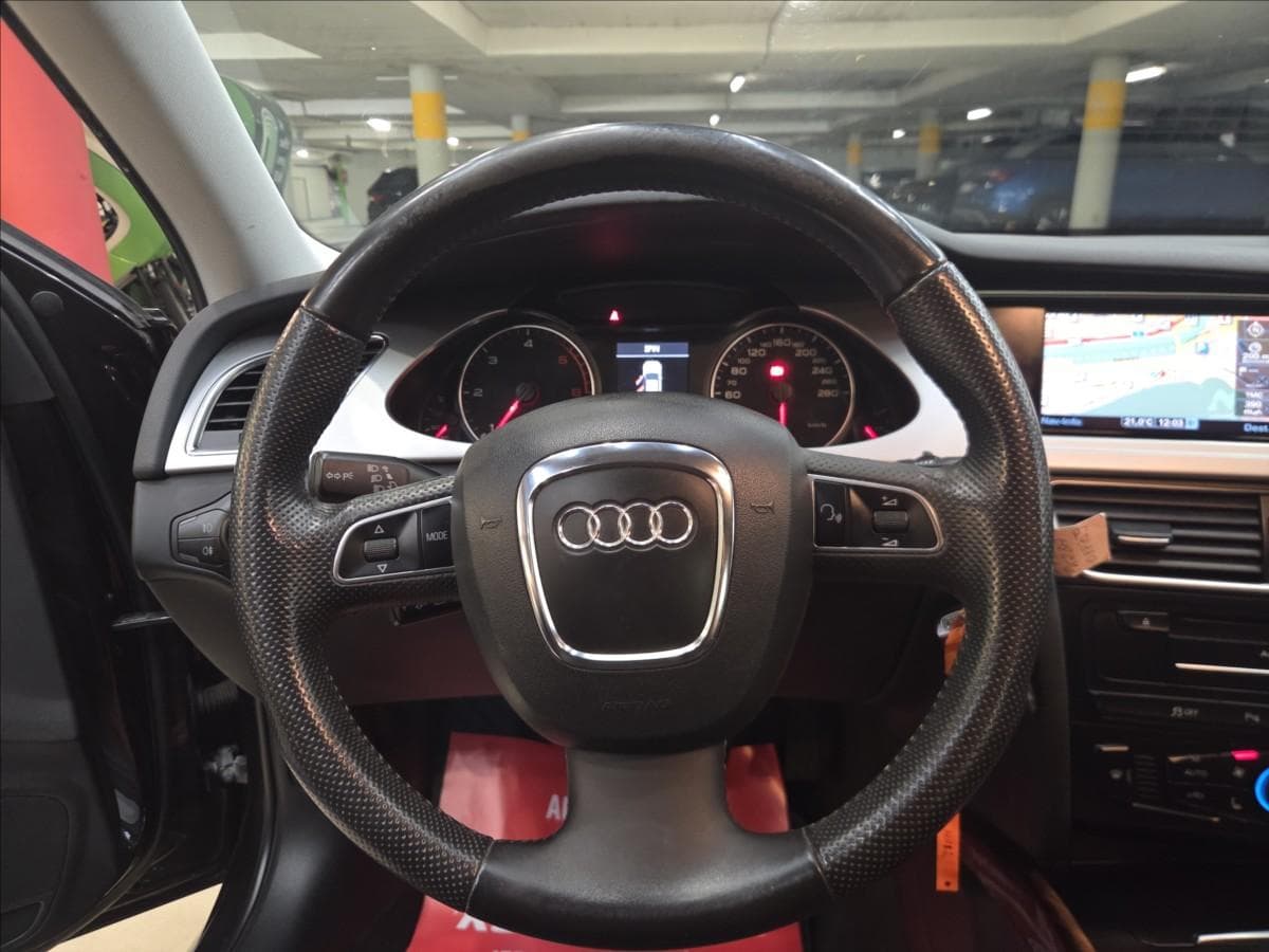 2011 Audi A4 - 12
