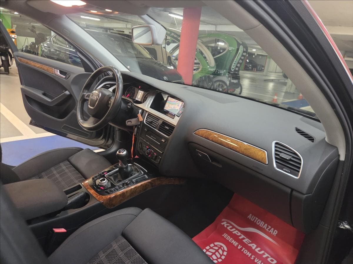 2011 Audi A4 - 14