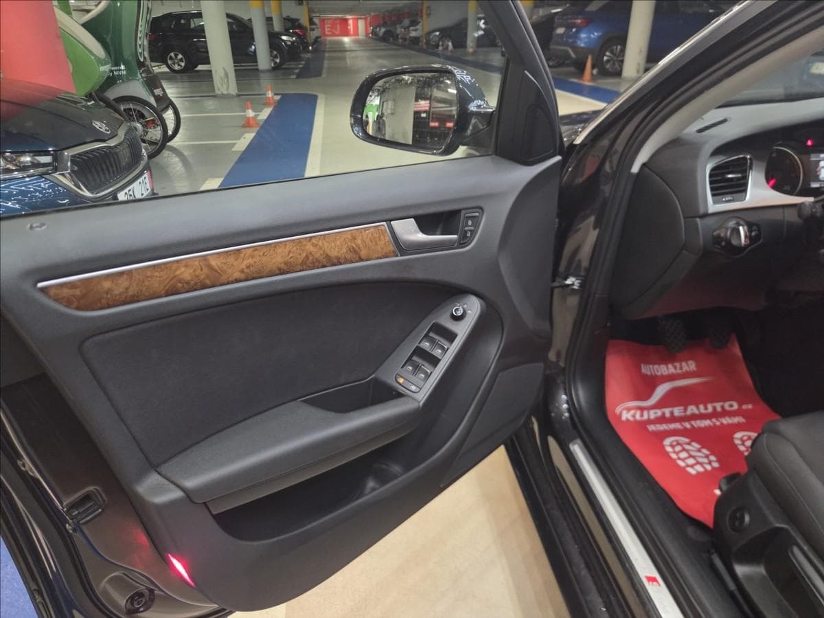 2011 Audi A4 - 13