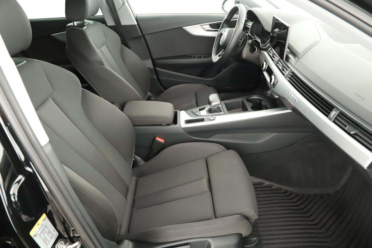 2022 Audi A4 - 10