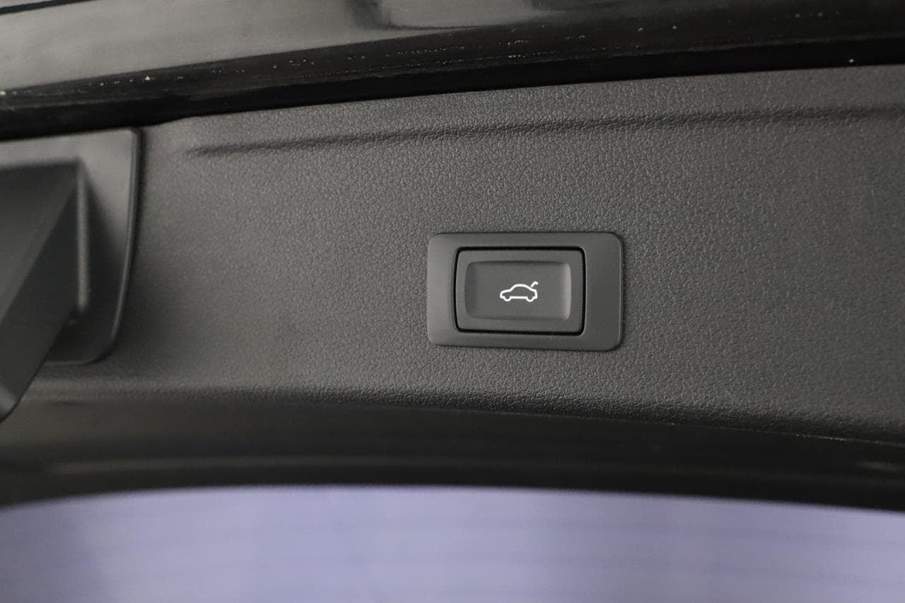 2018 Audi A4 - 16