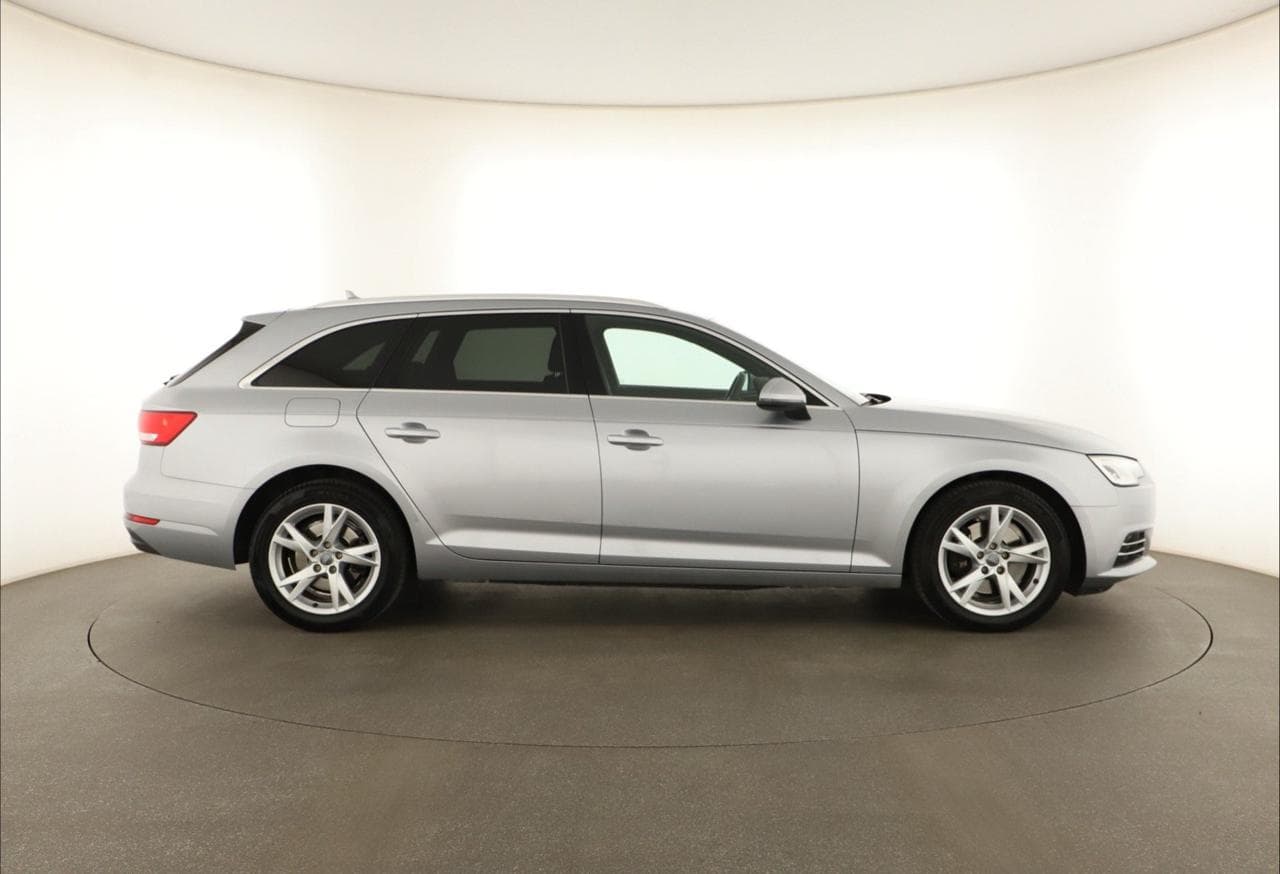 2017 Audi A4 - 8