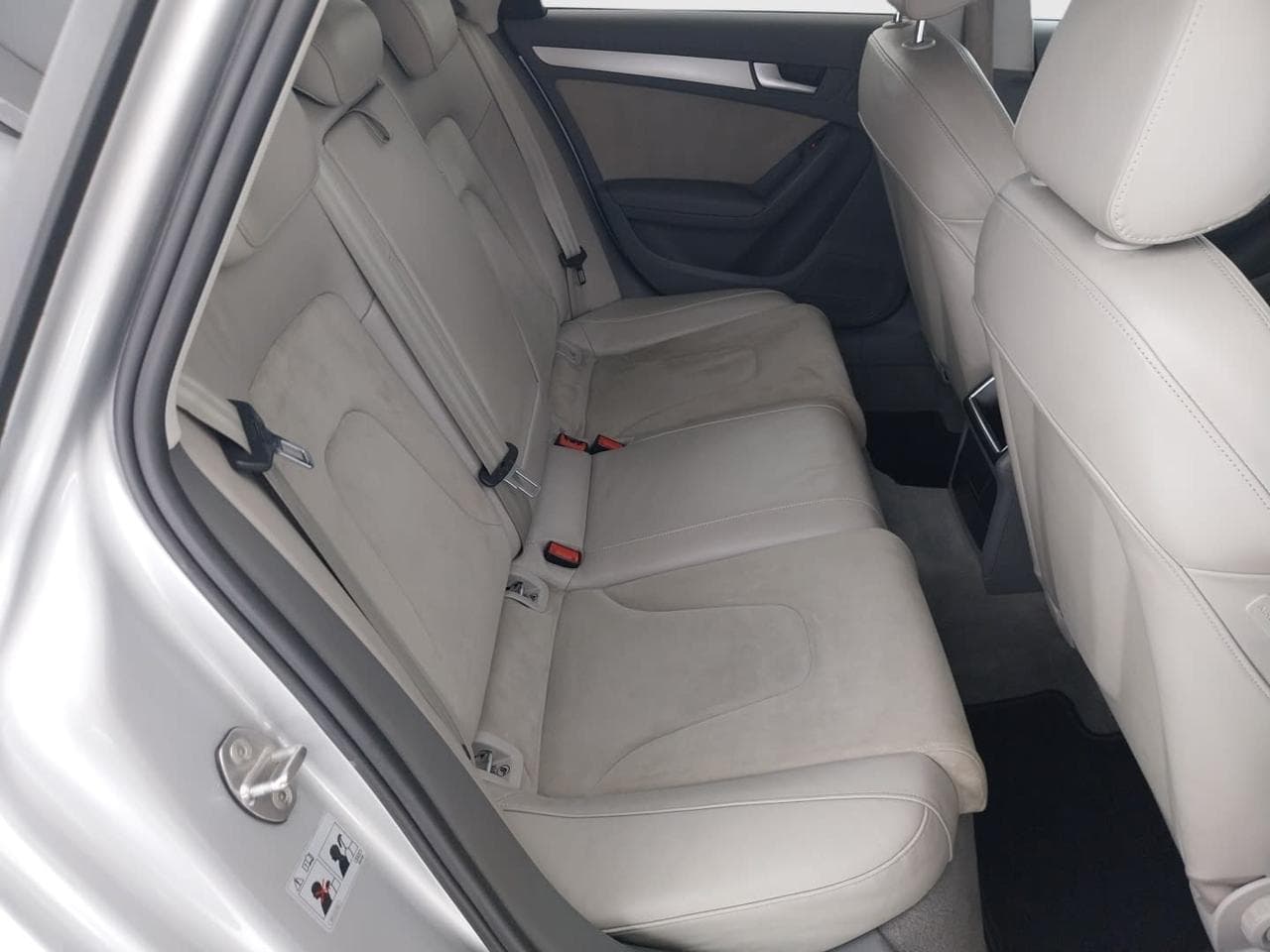 2009 Audi A4 - 13