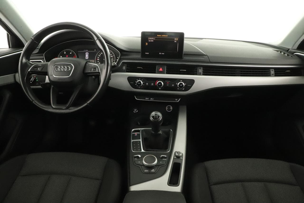 2016 Audi A4 - 9