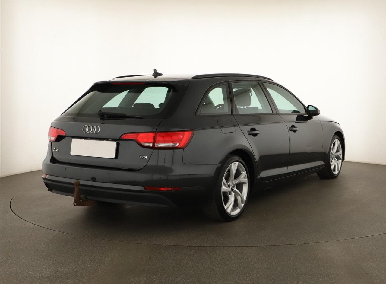 2016 Audi A4 - 7