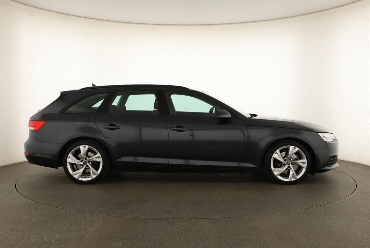 2016 Audi A4 - 8