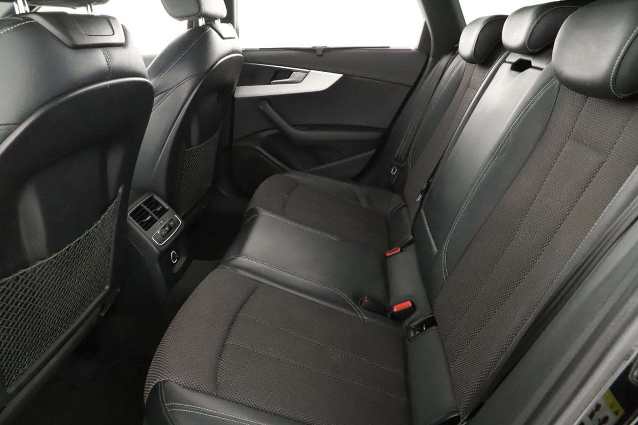 2018 Audi A4 - 12