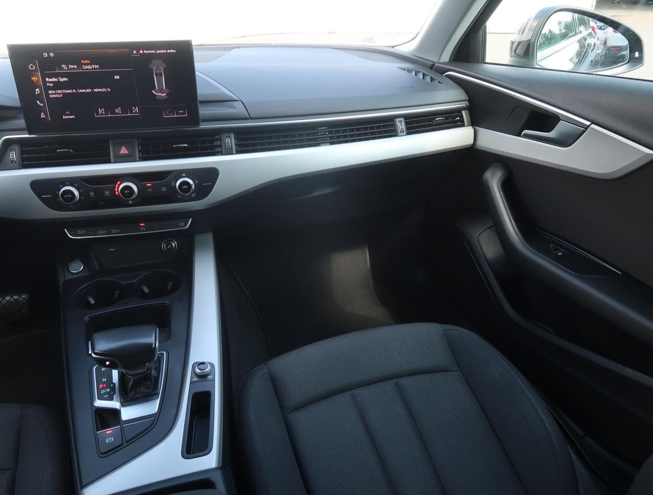 2019 Audi A4 - 11