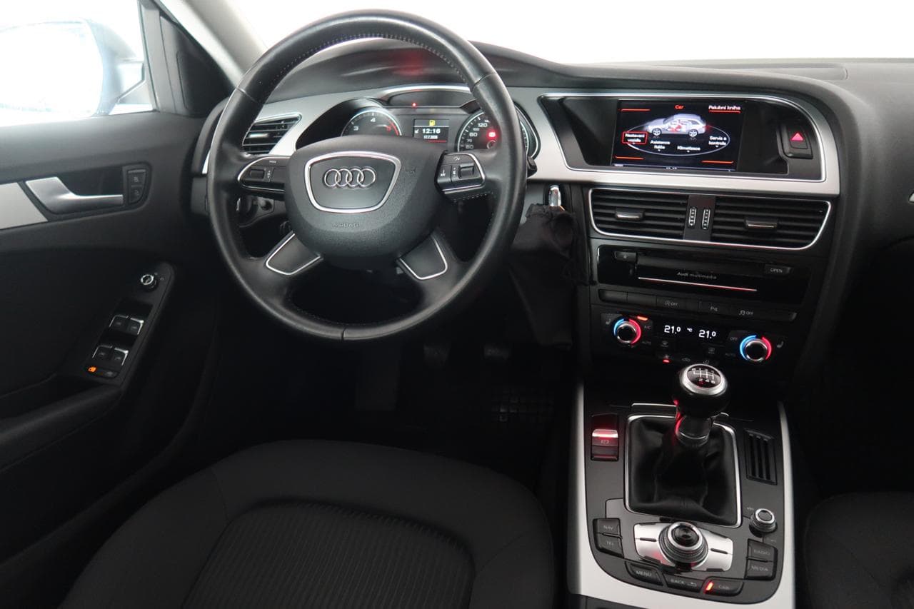 2015 Audi A4 - 9