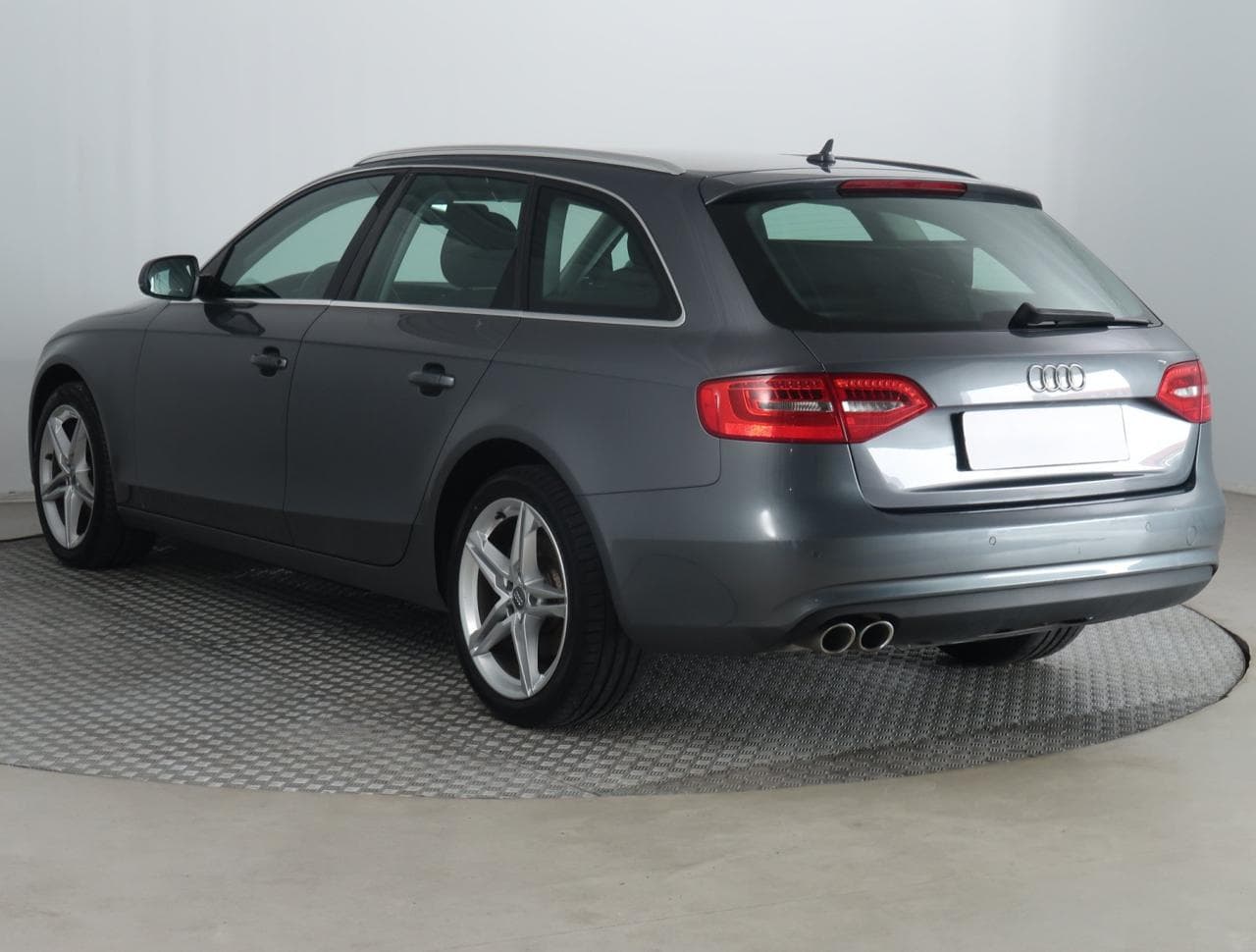 2015 Audi A4 - 5