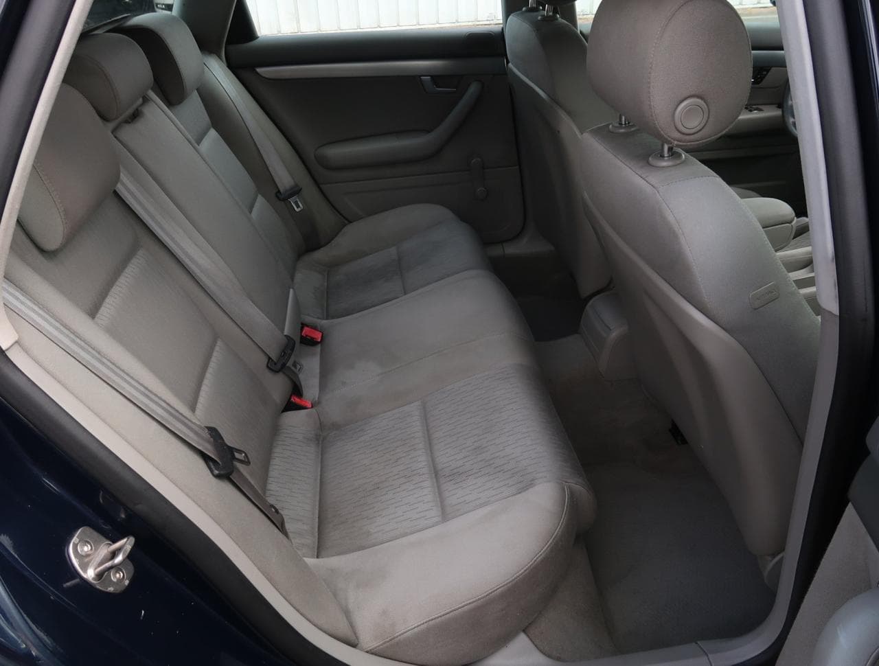 2005 Audi A4 - 13