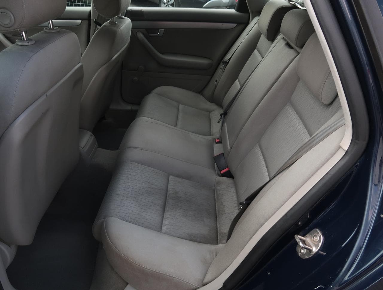 2005 Audi A4 - 15