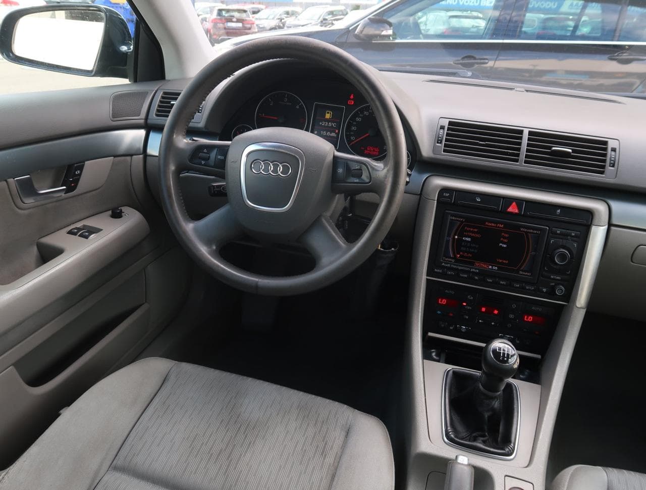 2005 Audi A4 - 9