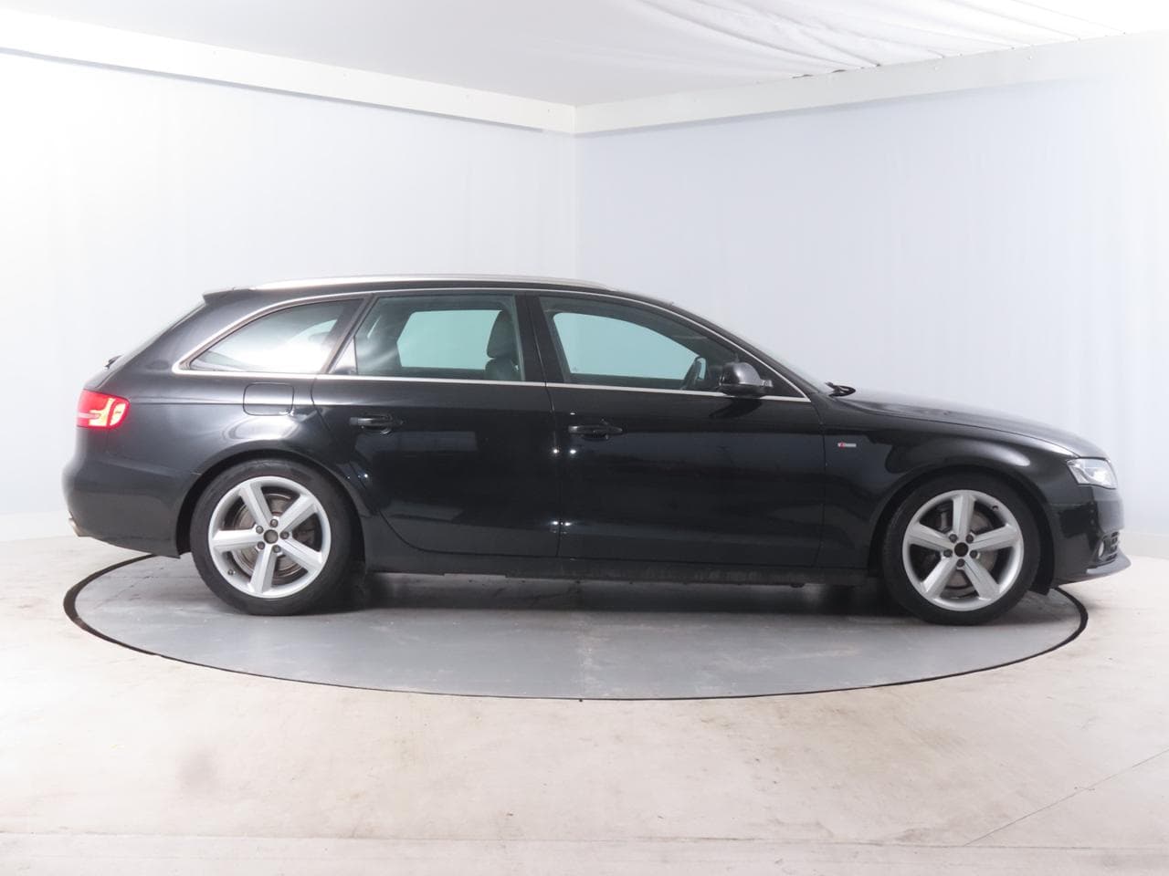 2011 Audi A4 - 8
