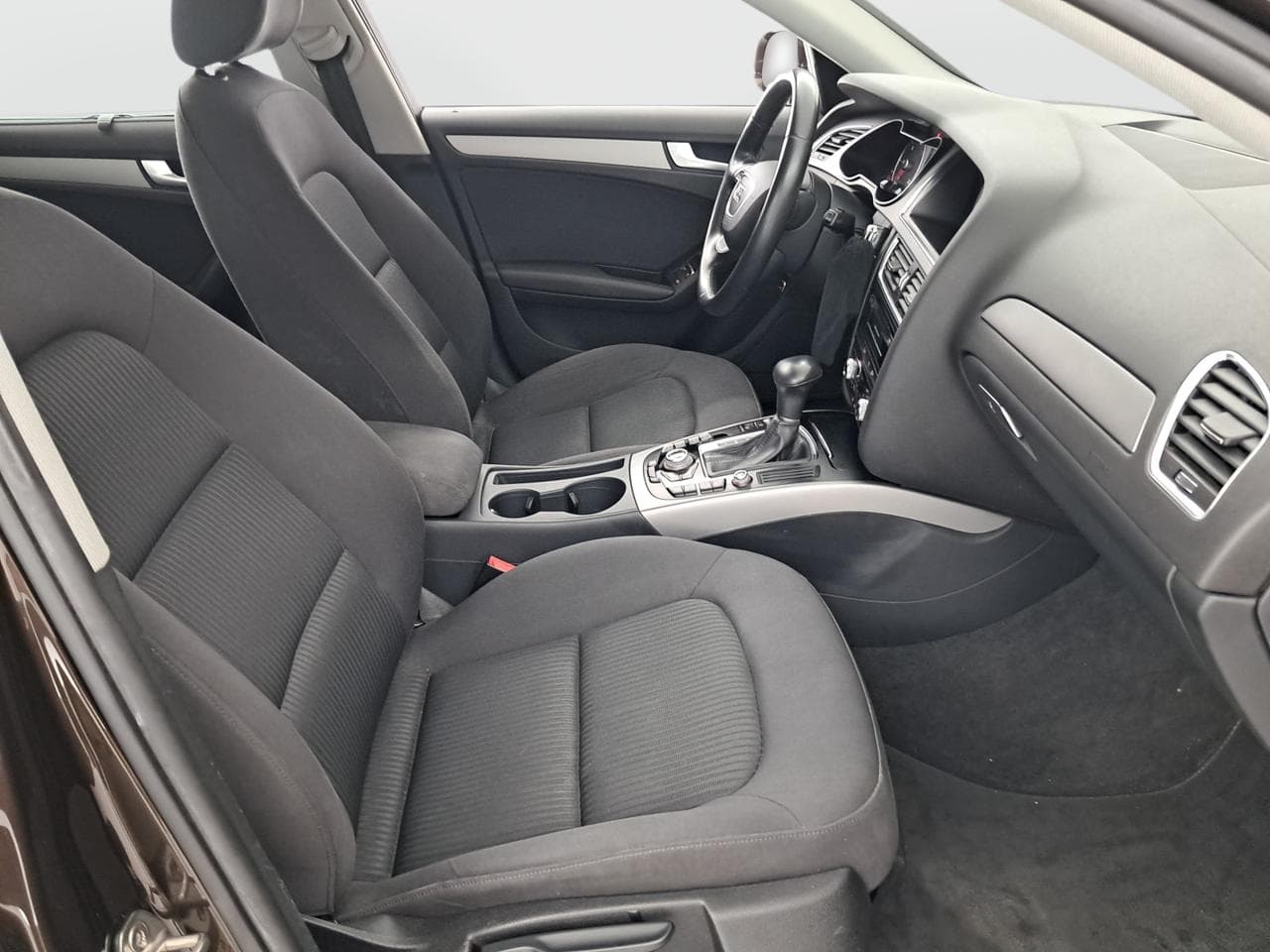 2013 Audi A4 - 12