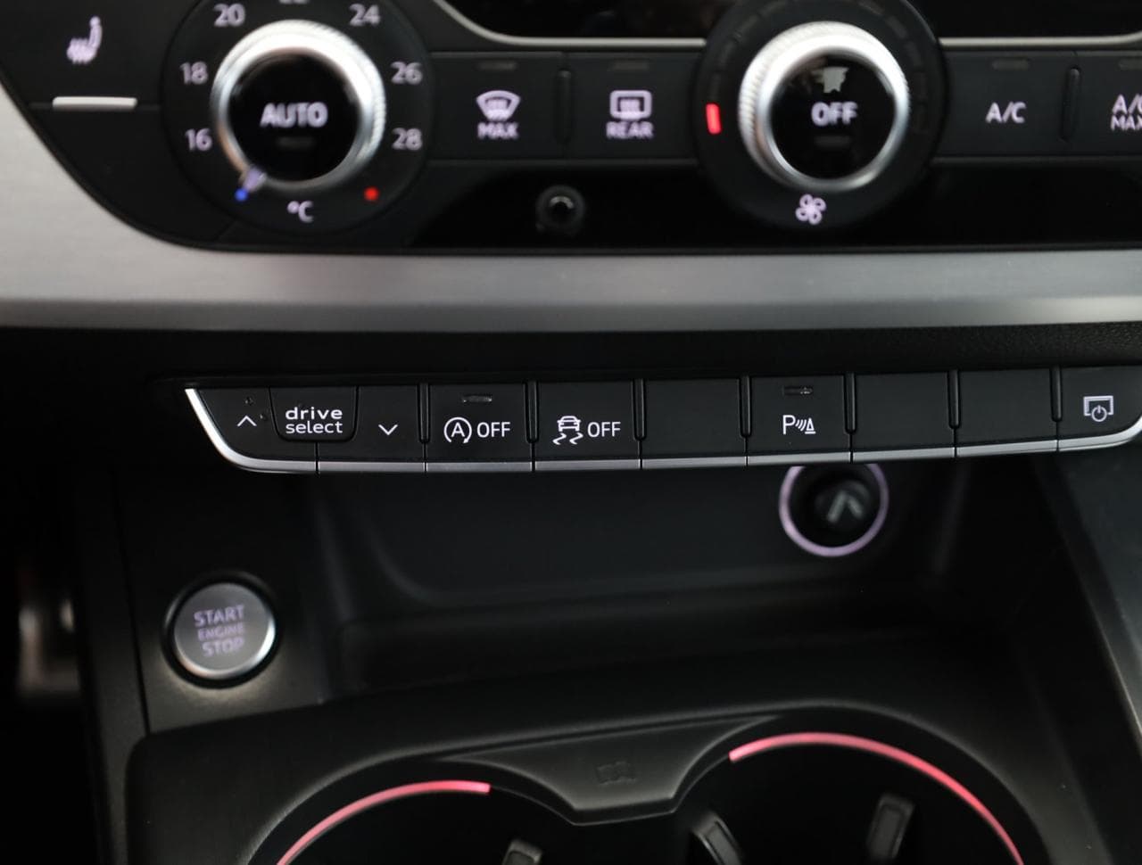 2016 Audi A4 - 18