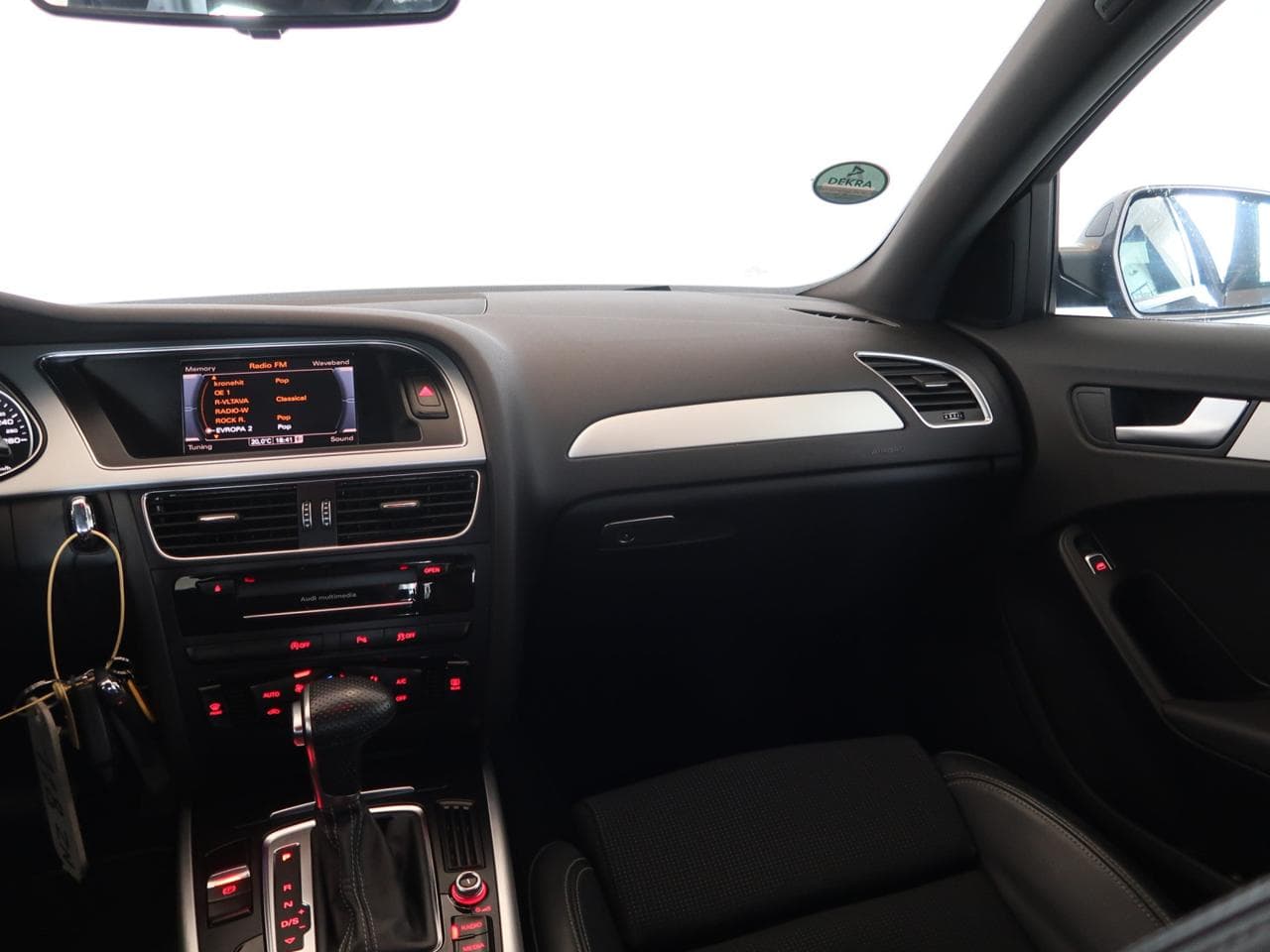 2015 Audi A4 - 11
