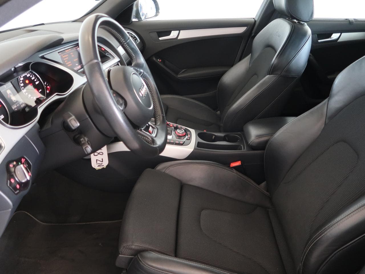 2015 Audi A4 - 16