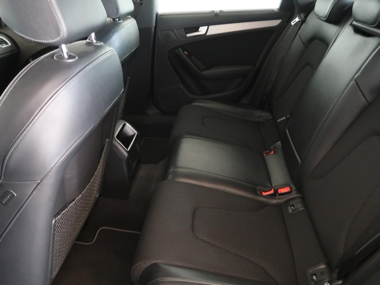 2015 Audi A4 - 15
