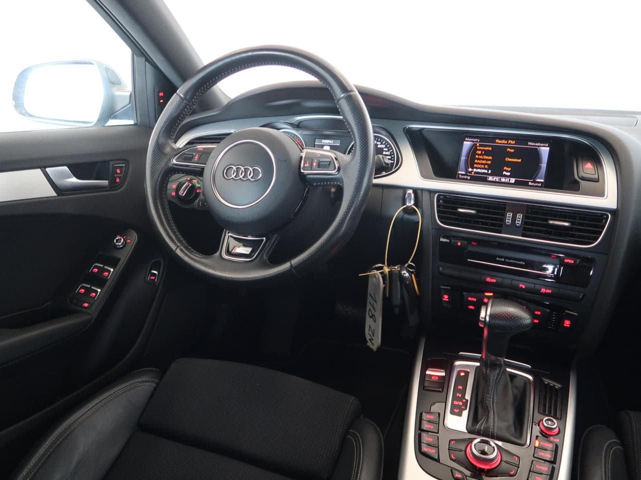 2015 Audi A4 - 9