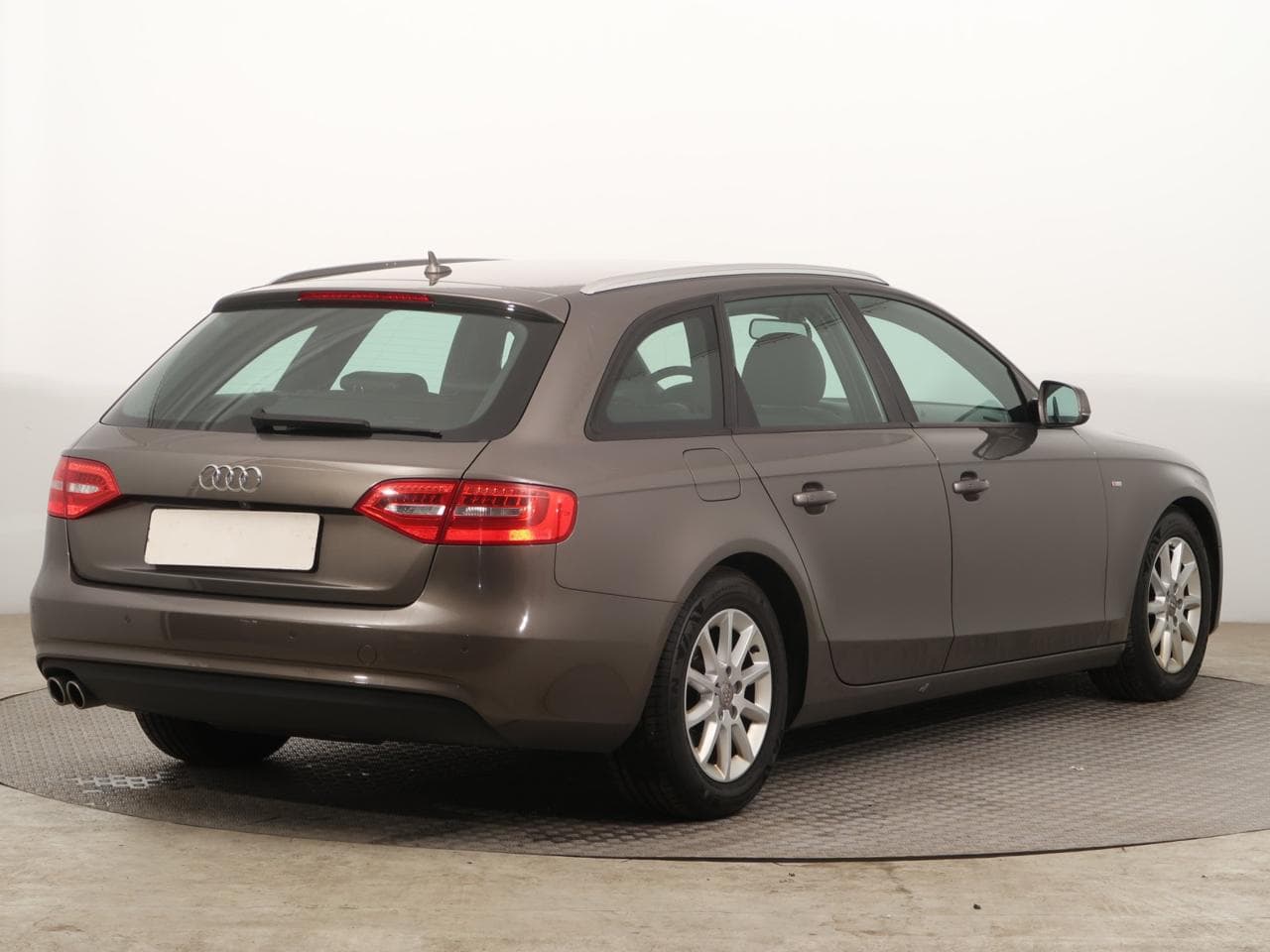 2015 Audi A4 - 7