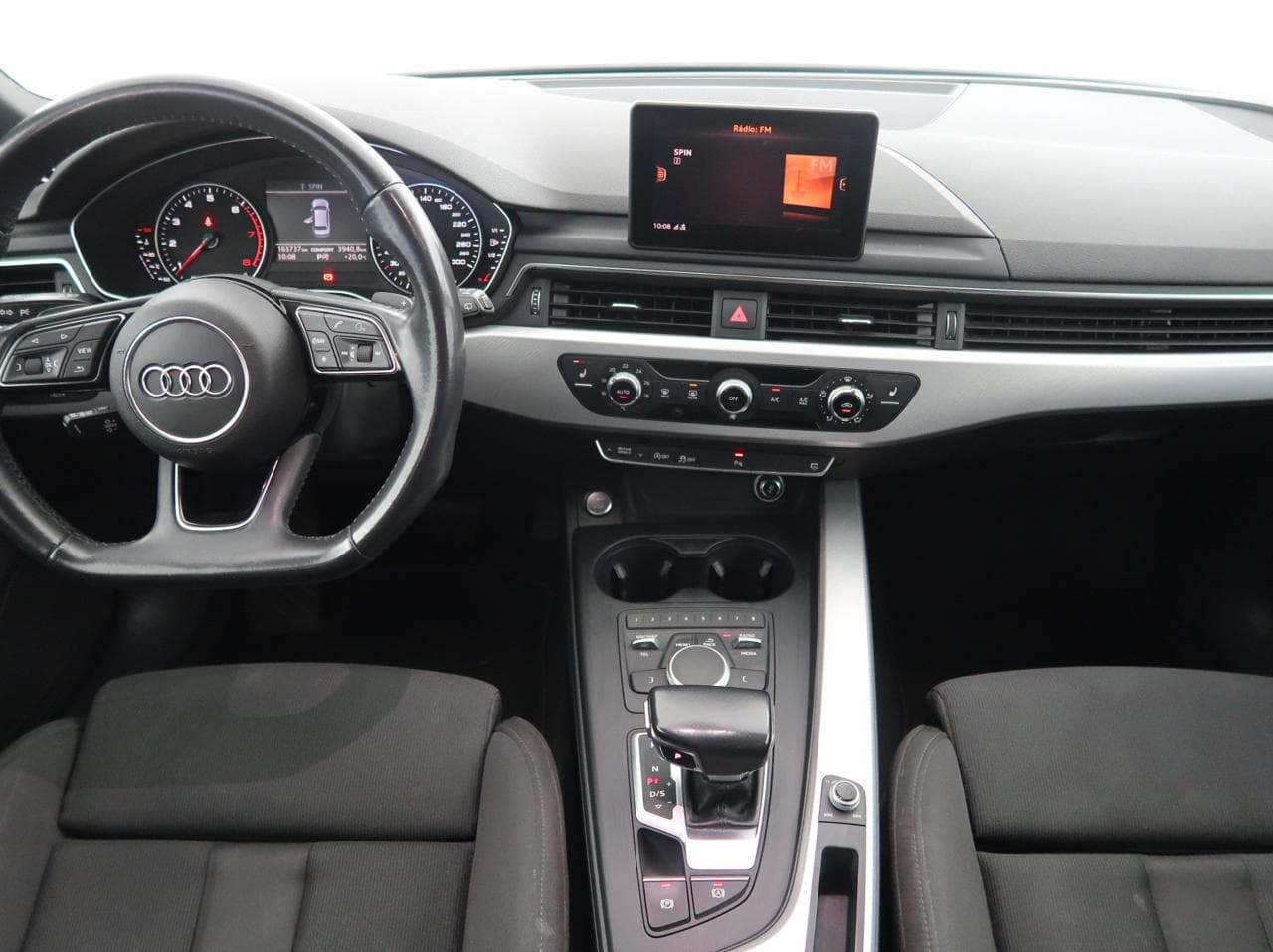 2018 Audi A4 - 10