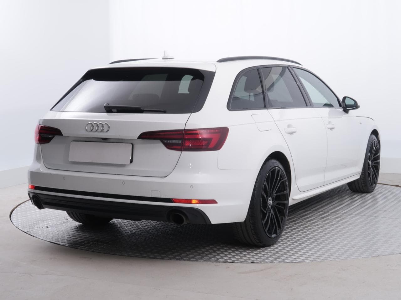 2018 Audi A4 - 7