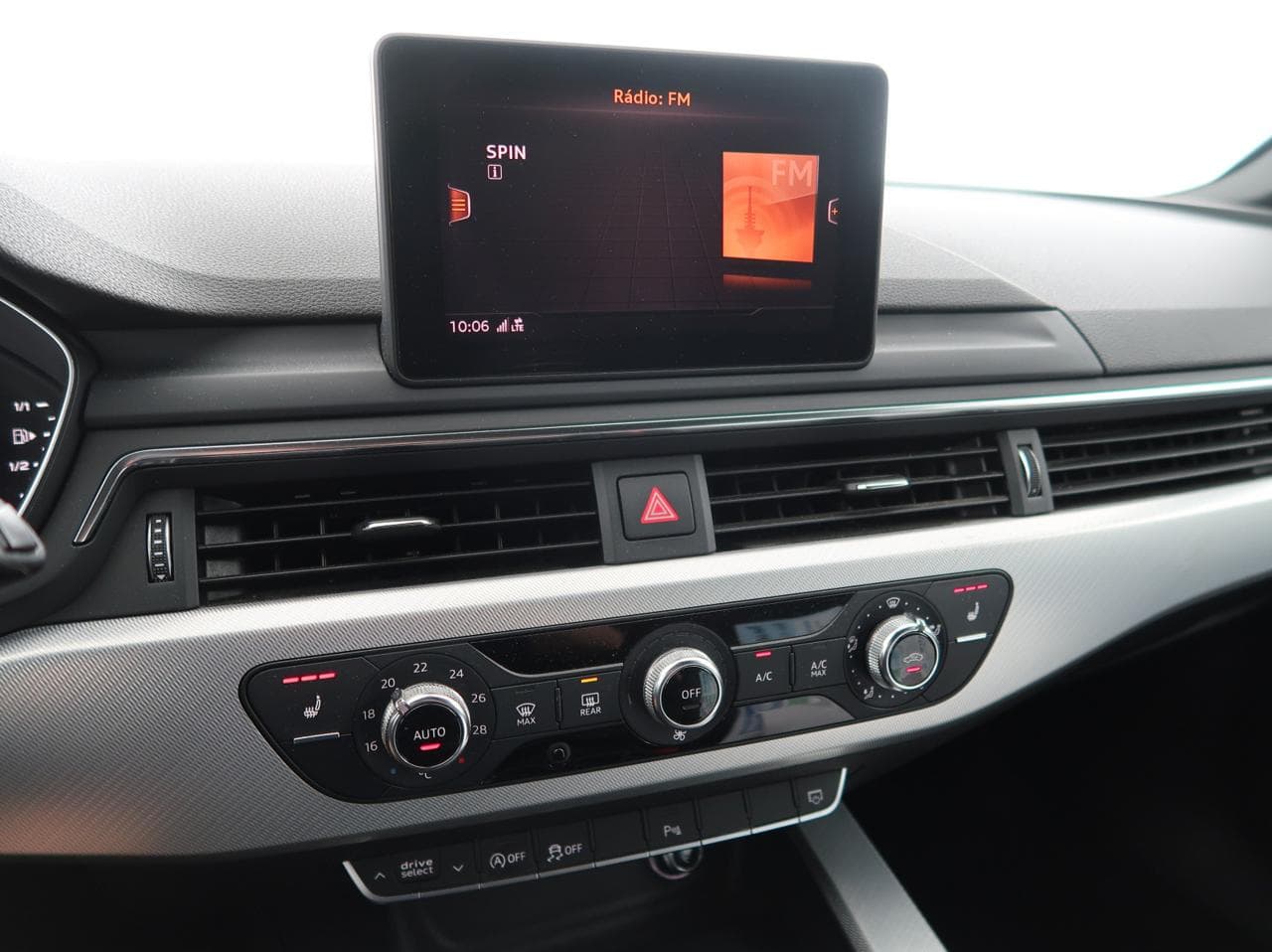 2018 Audi A4 - 18