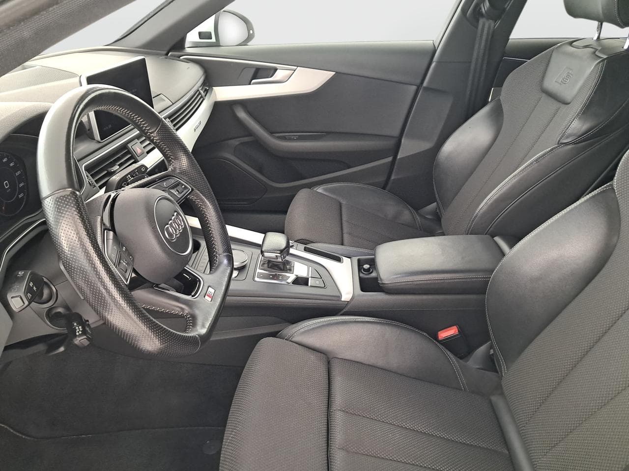 2016 Audi A4 - 16