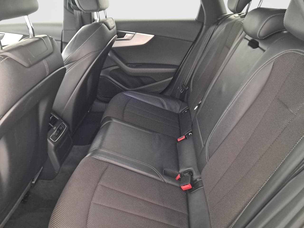 2016 Audi A4 - 15