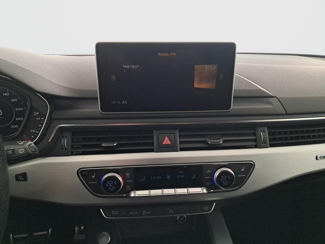 2016 Audi A4 - 18