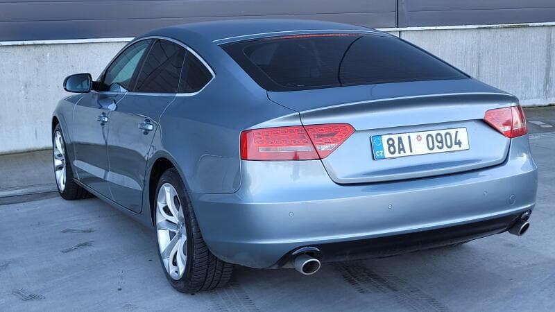 2010 Audi A5 - 10