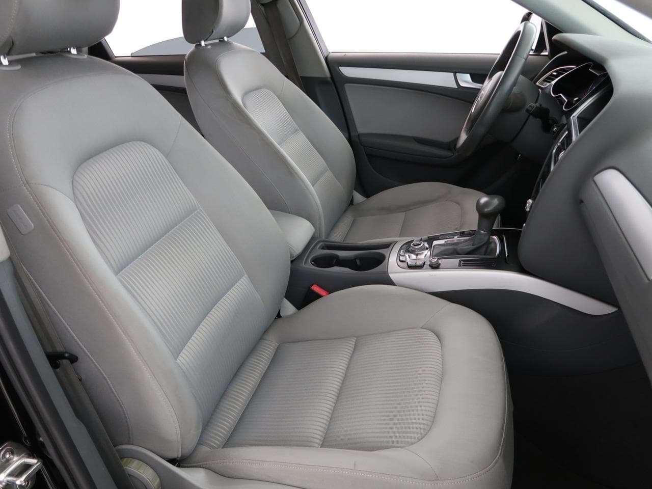 2015 Audi A4 - 12