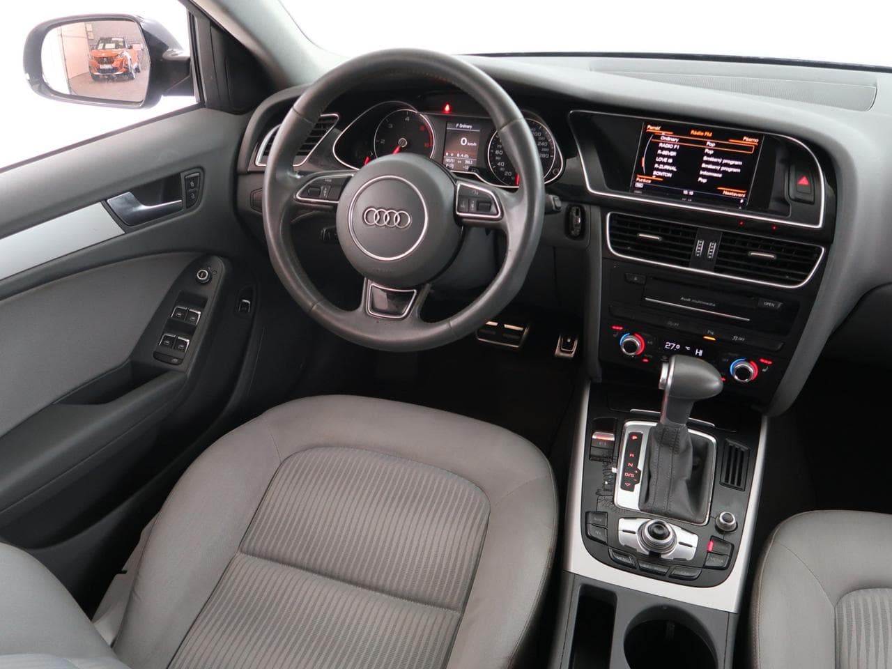 2015 Audi A4 - 9
