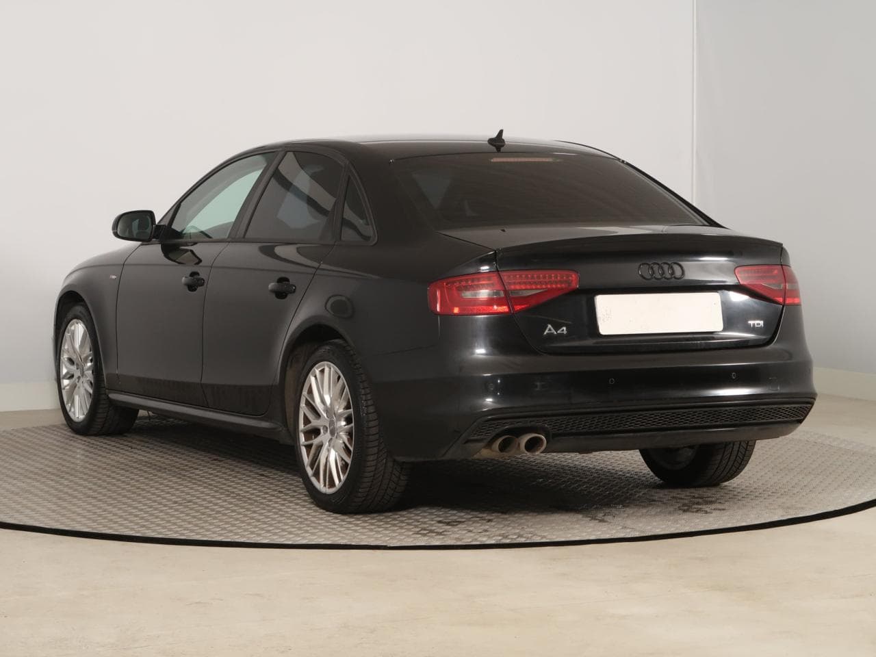 2015 Audi A4 - 5