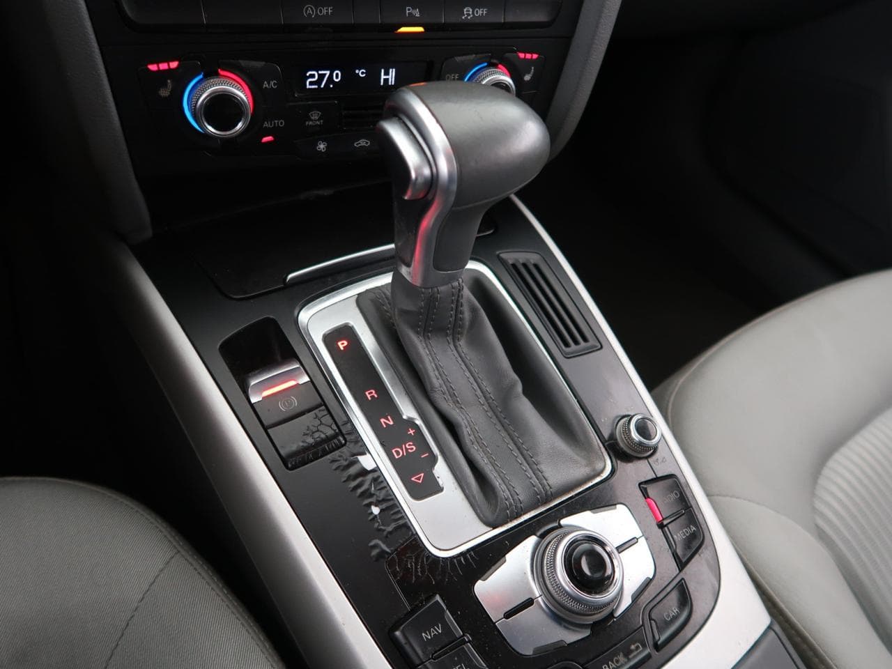 2015 Audi A4 - 19