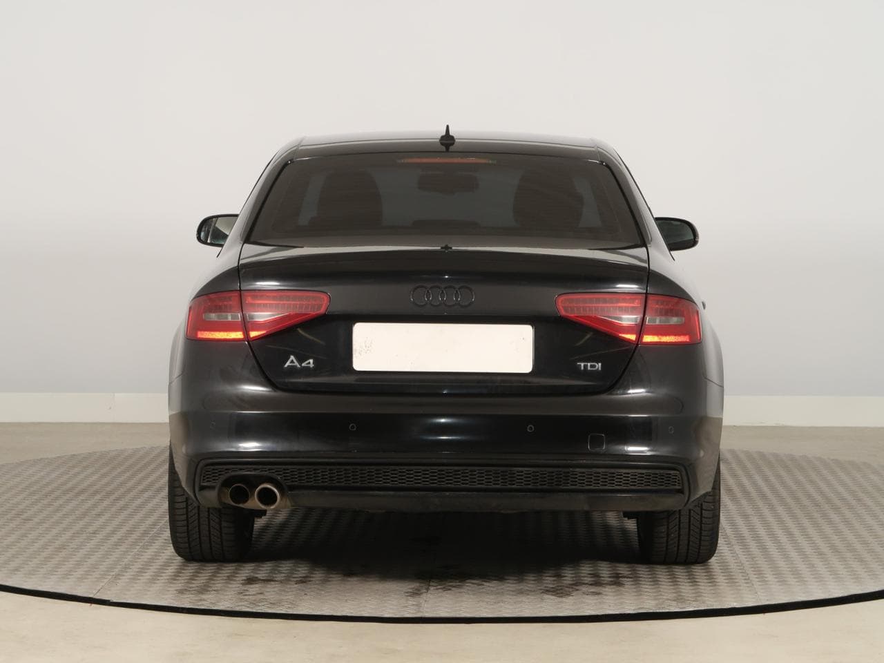 2015 Audi A4 - 6