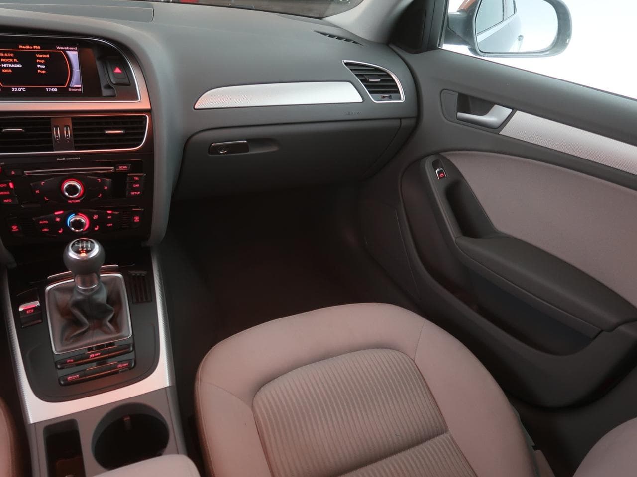 2013 Audi A4 - 11