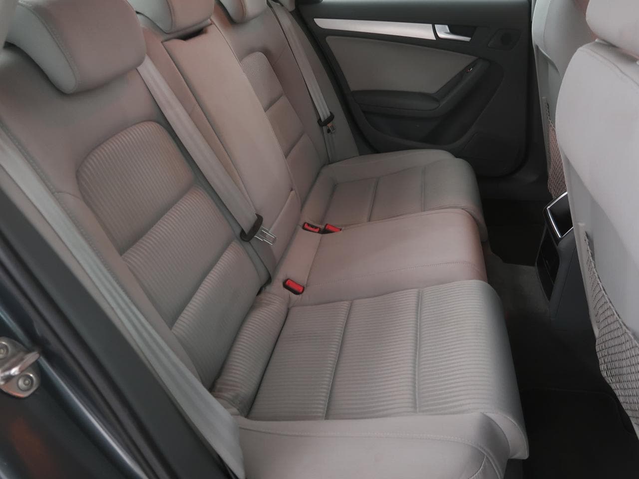 2013 Audi A4 - 13
