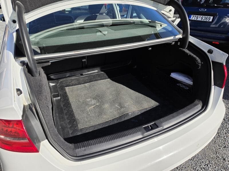 2012 Audi A4 - 6