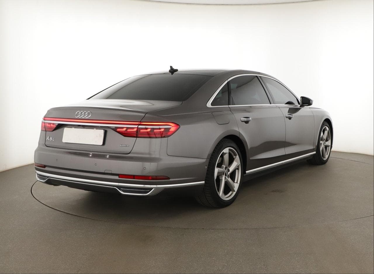 2019 Audi A8 - 7